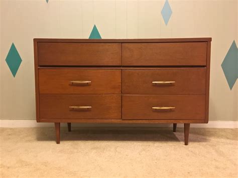 Mid Century Modern Petite Dresser By Bassett Epoch