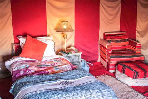 Glamping In Morocco All About Glamping In The Sahara Desert