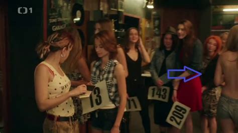 Dabing Street nude pics página 1