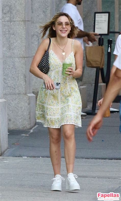 Kiernan Shipka Aka Kiernanshipka Nude Leaks OnlyFans Photo 128 Fapellas