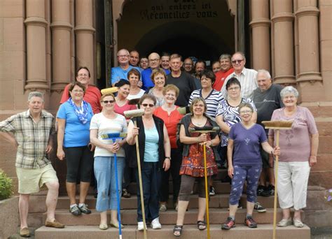 Gundershoffen Glise Catholique Saint Jacques Majeur Les Paroissiens