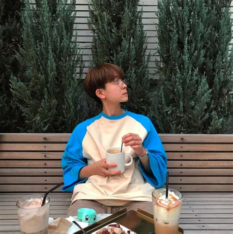 Hot Instagram H N Qu C L Con Trai Th D Th Ng L Con G I L I C C Xinh