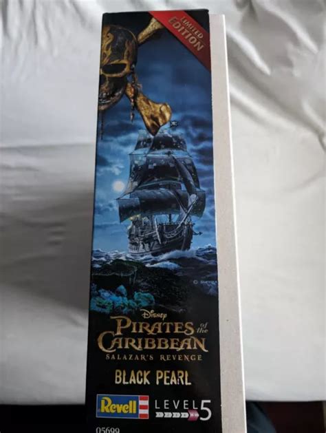 REVELL 05699 BLACK Pearl Pirates Of The Caribbean Salazars Revenge In 1