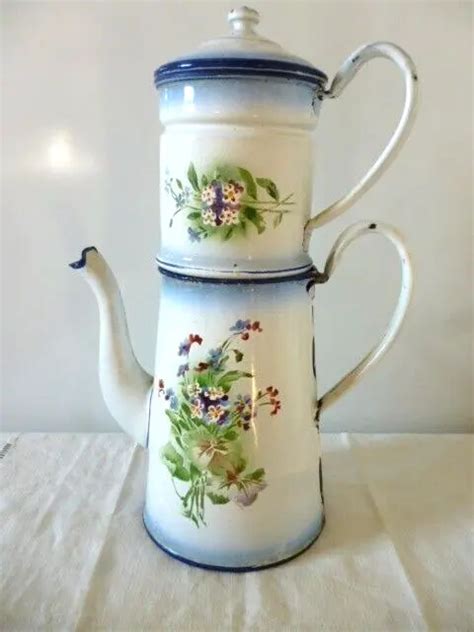 Grande Cafetiere Tole Emaillee Ancienne Decor Au Pochoir Fleurs