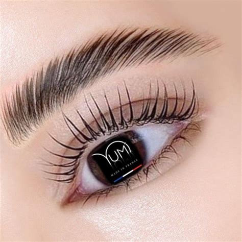 Yumi Lashes Yumi Brows Schulung Kosmetikstudio Glorie Beauty Lounge