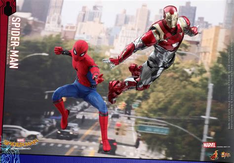Spider Man Homecoming Ecco La Spettacolare Action Figure Firmata Hot Toys