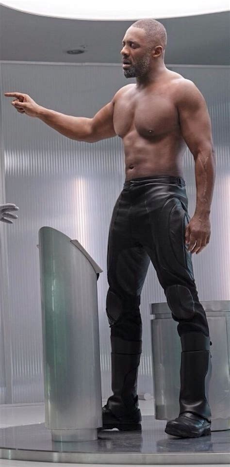 Post Photos Of Men With Beautiful Tits You Would Like To Cum All Over