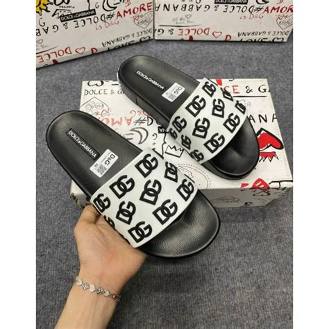 Dép nam nữ DG chữ nổi cao cấp Dép lê quai ngang nam DG dolce đẹp hot Shopee Việt Nam