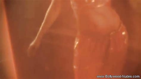 Bollywood Actress Tease Porn