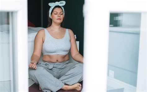 Nude Yoga Class Explored Ultimate Liberation Or Sheer Awkwardness