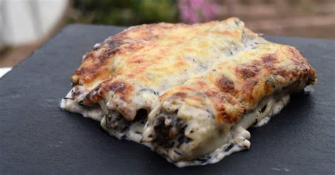 Canelones De Carne Con Trompetas De La Muerte Y Mousse De Pato Cocina