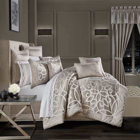 J. Queen New York Deco Silver 4-Piece Comforter Set – Latest Bedding