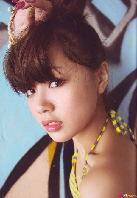 Brown Eyed Japanese Babe Risa Niigaki Strips And Demonstrates Her Hot Body