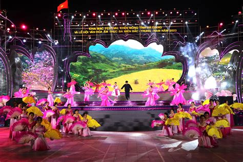 Hà Giang Khai mạc Festival Khèn Mông và Lễ hội ẩm thực 3 miền Bắc