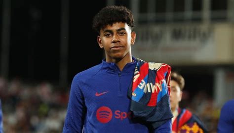 Lamine Yamal Was Breaking Ankles And Scoring Messi Esque Worldies At 13