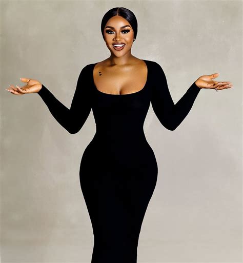 Davidos Wifey Chioma Adeleke Flaunts Her Hot Bod In Lovely New Photos Musbizus Blog