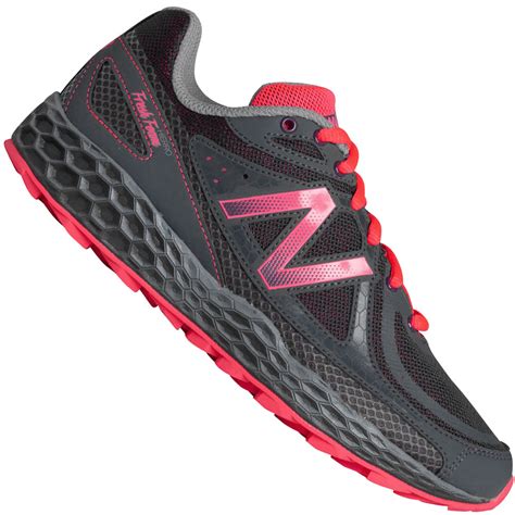 New Balance WTHIERG Fresh Foam Hierro Laufschuh Grey/Pink | Fun-Sport ...