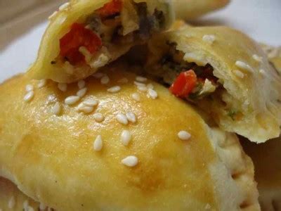 Вареники с мягким сыром и шампиньонами : Выпечка несладкая