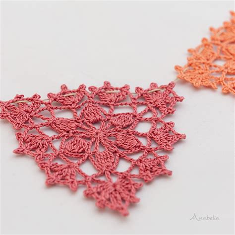 Crochet Lace Triangles Motifs Pattern