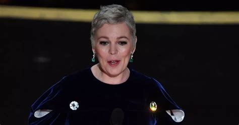 Olivia Colman Wows With Hair Transformation As She Makes Hilarious Sex Joke At Oscars Daily Star