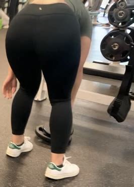 Cute Asian Gym Babe Spandex Leggings Yoga Pants Forum