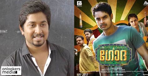 I was looking at the audience reaction rather than watching the movie myself: Vineeth ...