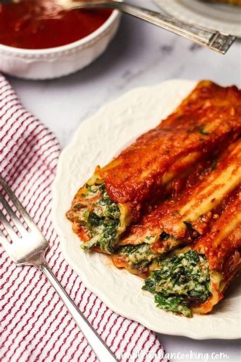 Delicious Manicotti Spinach Recipe With Ricotta Simple Italian Cooking