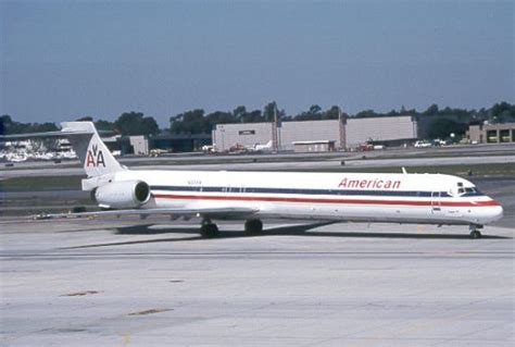 McDonnell Douglas MD-90, pictures, technical data, history - Barrie ...