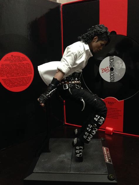 Icons Michael Jackson Scale Collectible Figure By Hot Toys Michael Jackson Figure