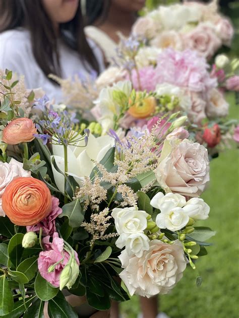 Floral Design Classes | Petal & Field Floral Co