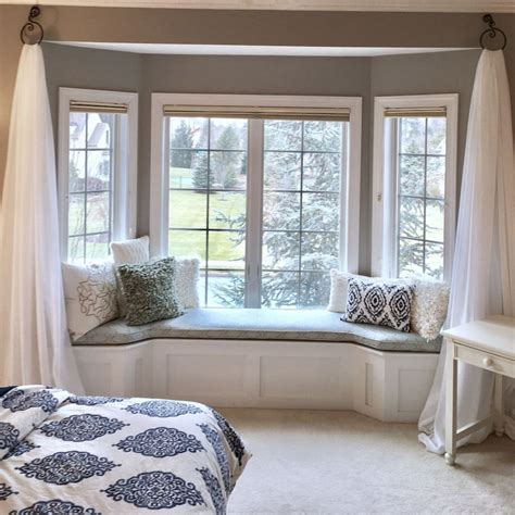 bedroom window decor ideas