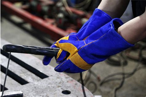 welding gloves material  main types abcsafety