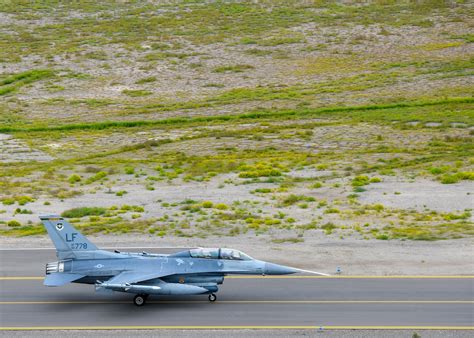 Flying mission continues at Luke AFB > Luke Air Force Base > Article Display