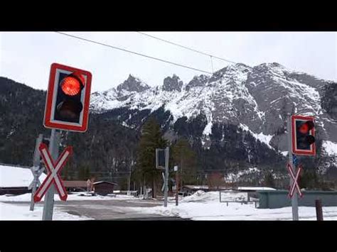 Z Ge Auf Der Mittenwaldbahn Bei Giessenbach Youtube