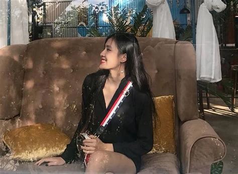 Cô giáo thực tập xinh như hot girl dân mạng đua nhau hỏi xin info Báo Tri thức và Cuộc sống