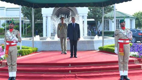 In Pictures Shehbaz Sharif Presented Guard Of Honor At Pm House