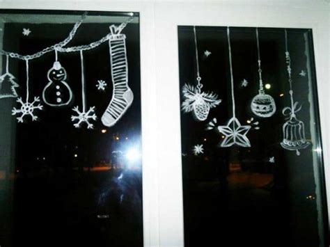 Пин на доске Рисунки на окнах НГ