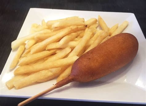 7 Fast Food Chains That Serve The Best Corn Dogs