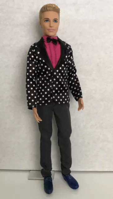 MATTEL KEN Fashionistas Barbie Modepuppe Geformte Blonde Haare EUR PicClick DE