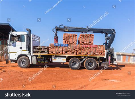 12,109 Bricks delivery Images, Stock Photos & Vectors | Shutterstock