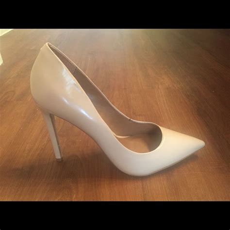 Perfect Nude Pumps Barely Worn Nude Pumps Shoes Women Heels Heels Wedges
