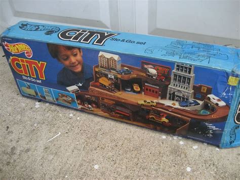 Vintage Hot Wheels City Sto Go Playset In Box W Bonus Cars Vintage Hot Wheels Hot Wheels