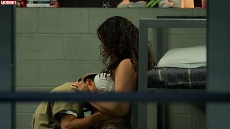 Dascha Polanco nude pics página 1