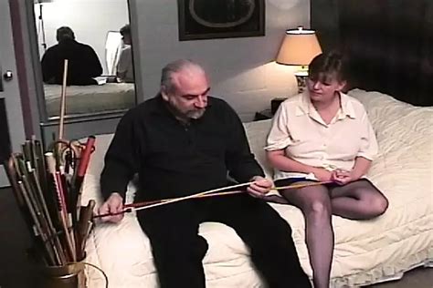 Short Haired Woman Enjoys Getting Her Ass Spanked By Her Lord XHamster