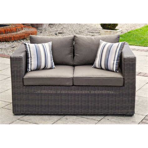 Kensington Deluxe Rattan 2 Seat Sofa Maple Regatta Garden Furniture Essex