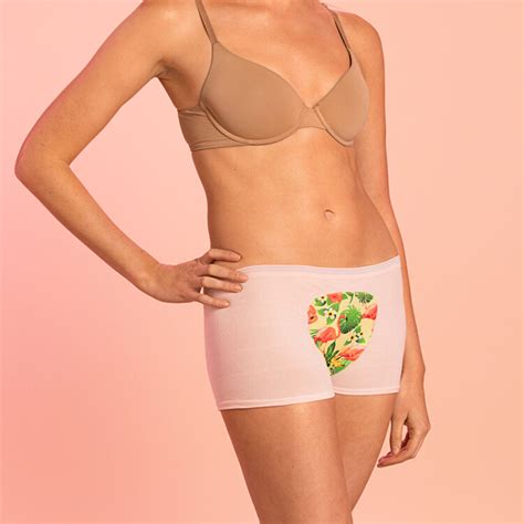 Hot Sexy Yasmin Ali Bikini Pics