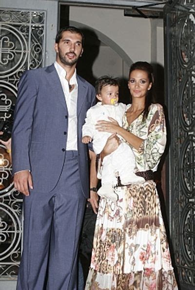 Peja Stojakovic and Aleka Kamila - Dating, Gossip, News, Photos