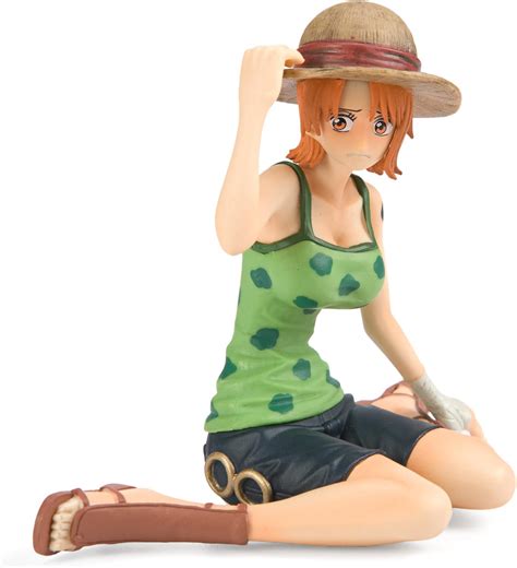 Amazon.com: One Piece Dramatic Showcase 2nd Season Vol. 2 Nami Figure