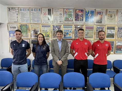 Formación de los Árbitros Asistentes de 2ª RFEF de nuestro Comité y del