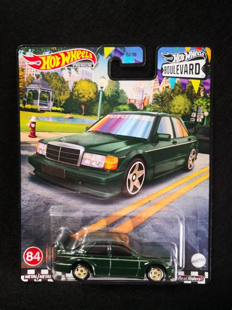 Hot Wheels Mercedes Benz 190 E 2 5 16 Boulevard Premium Car Culture Minor Crease Hobbies Toys